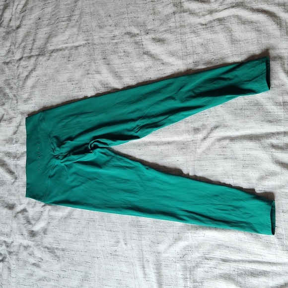 Balance Athletica Cloud Legging - Picture 2 of 3